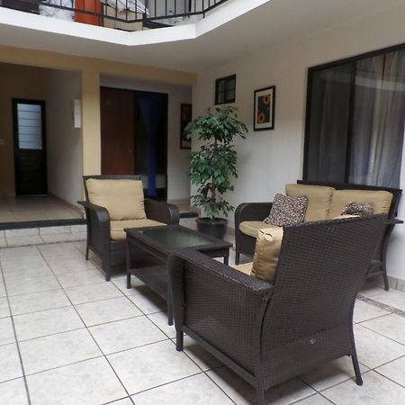 Ukeinn Centro Tuxtla Gutierrez Luaran gambar